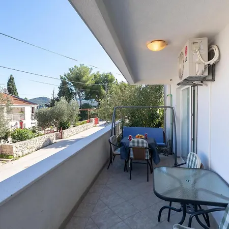 Apartment In Kleke With Wifi